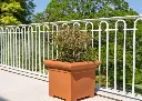 pot-de-fleurs-carre-papi-medium-modele-carl-terre-cuite