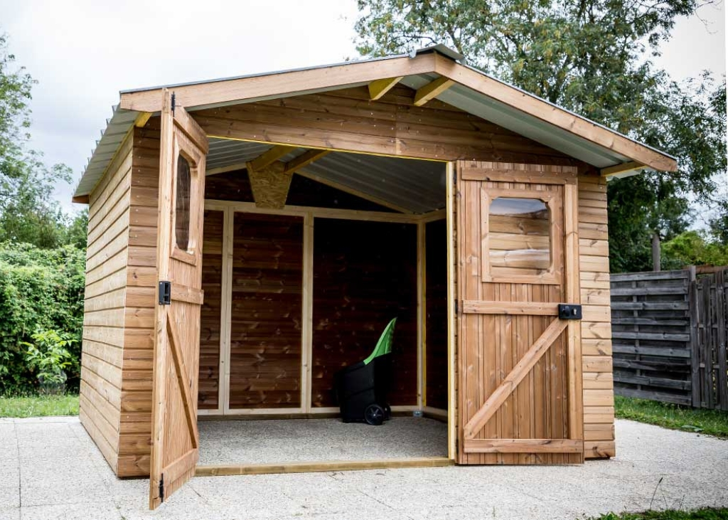 cabanon-en-bois-epicea-traite-toit-bac-acier-therma