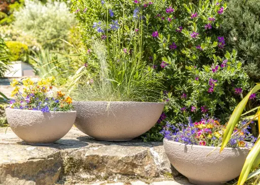 Vasque de jardin Papi : pot de fleurs en plastique recyclable